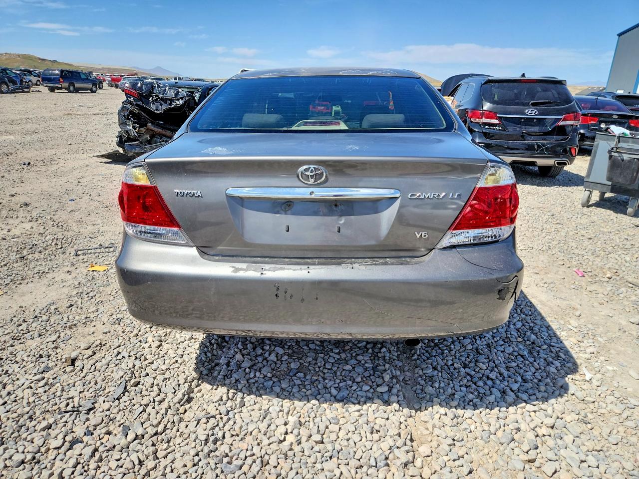 Toyota Camry Le V6