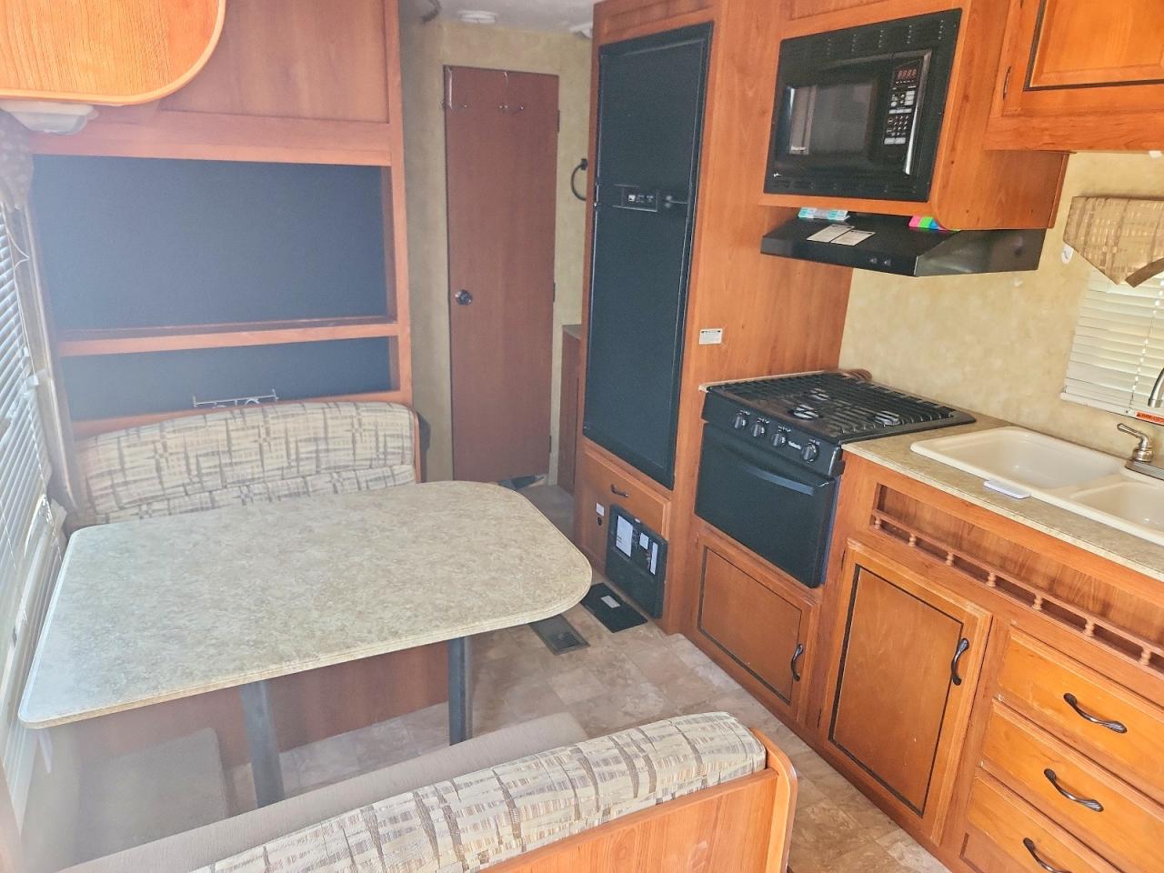 Coachmen Trailer