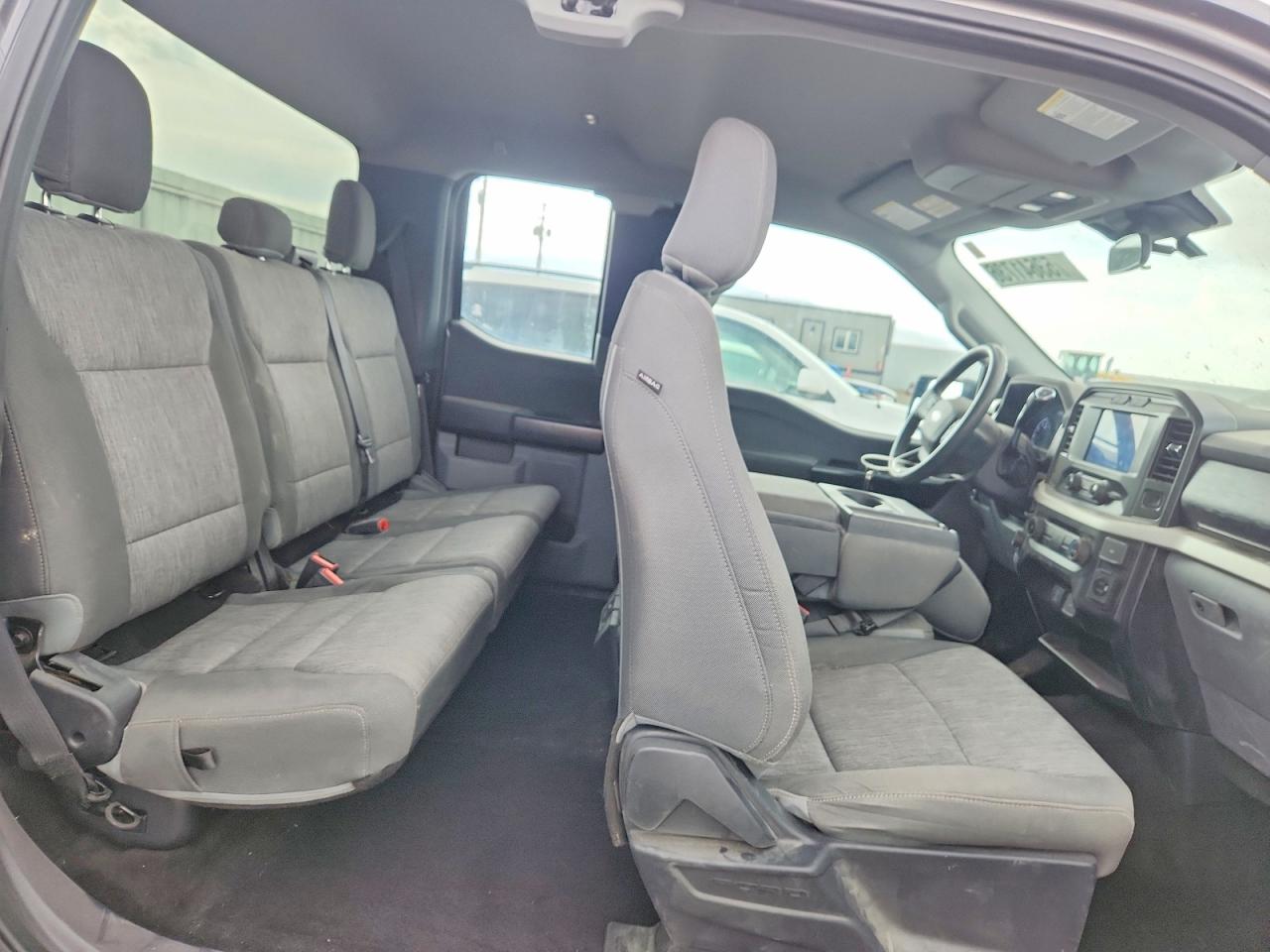 Ford F-150 Super Cab
