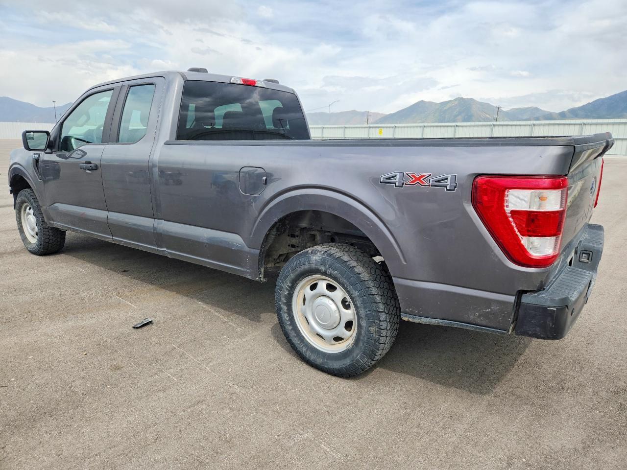 Ford F-150 Super Cab