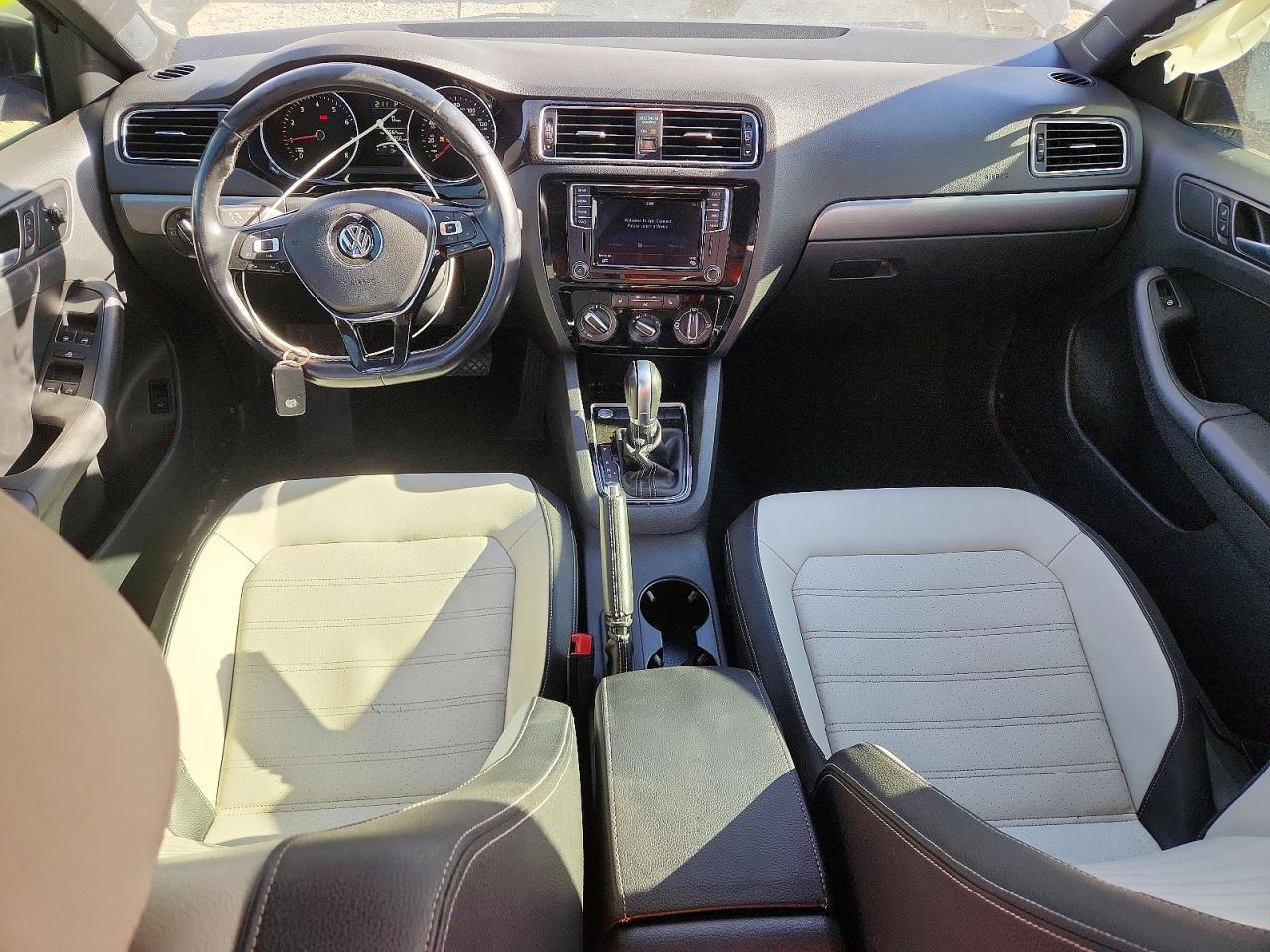 Volkswagen Jetta Sport