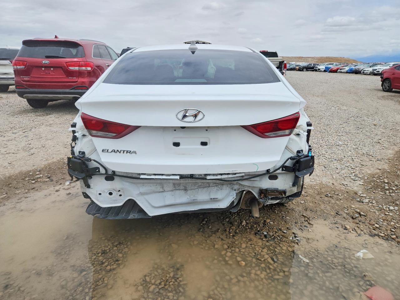 Hyundai ELANTRA Value Edition