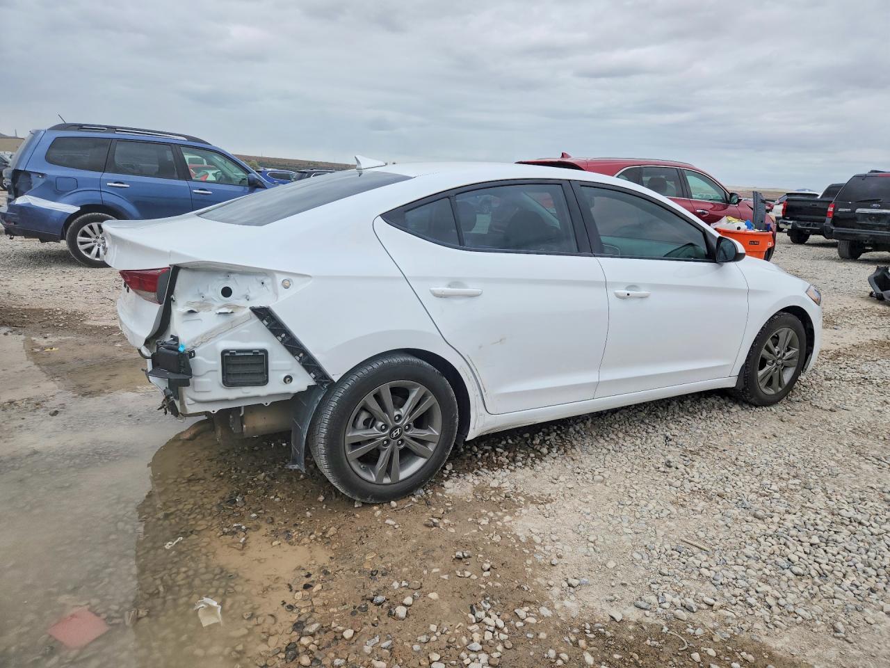 Hyundai ELANTRA Value Edition