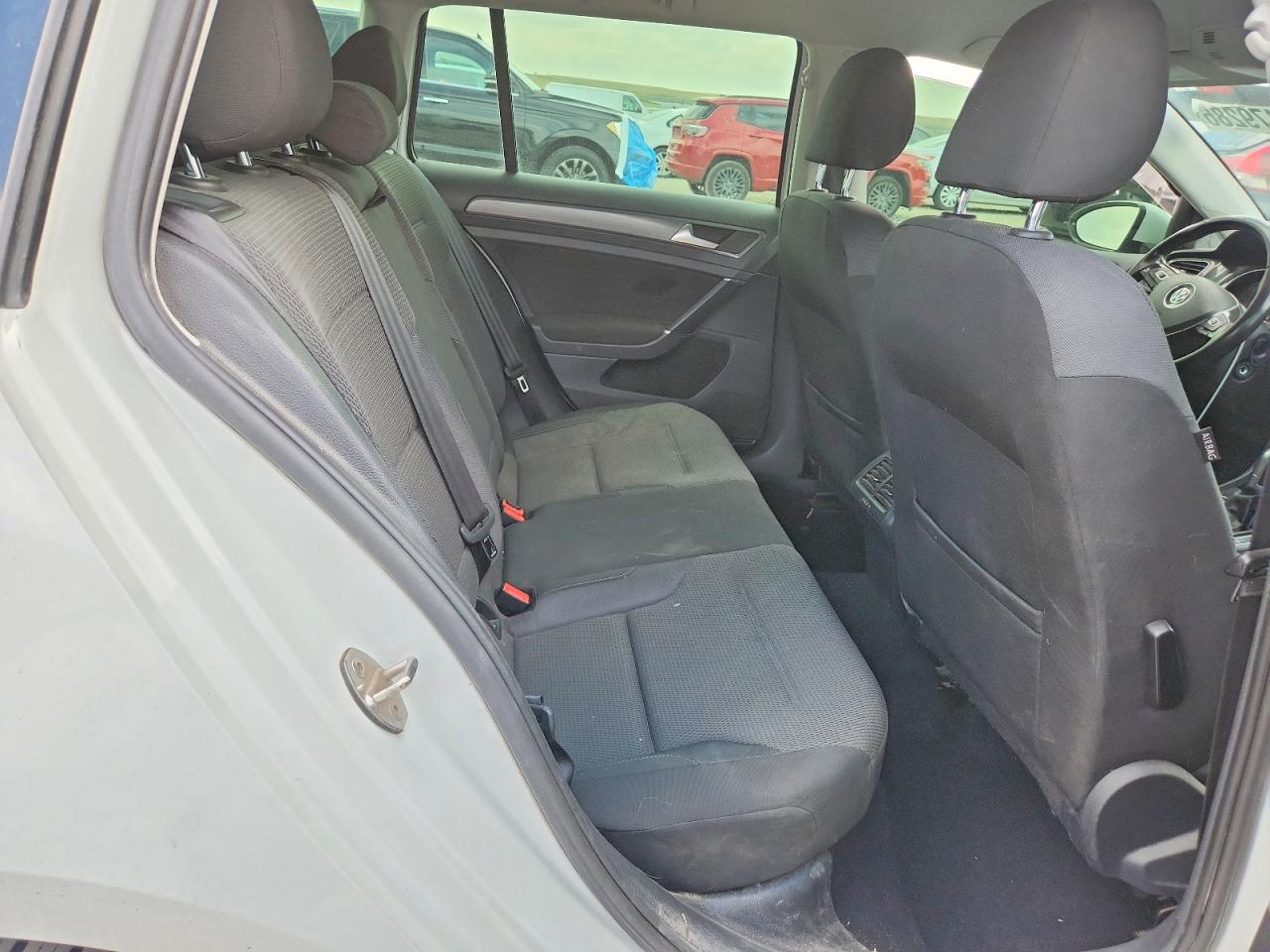 Volkswagen Golf S