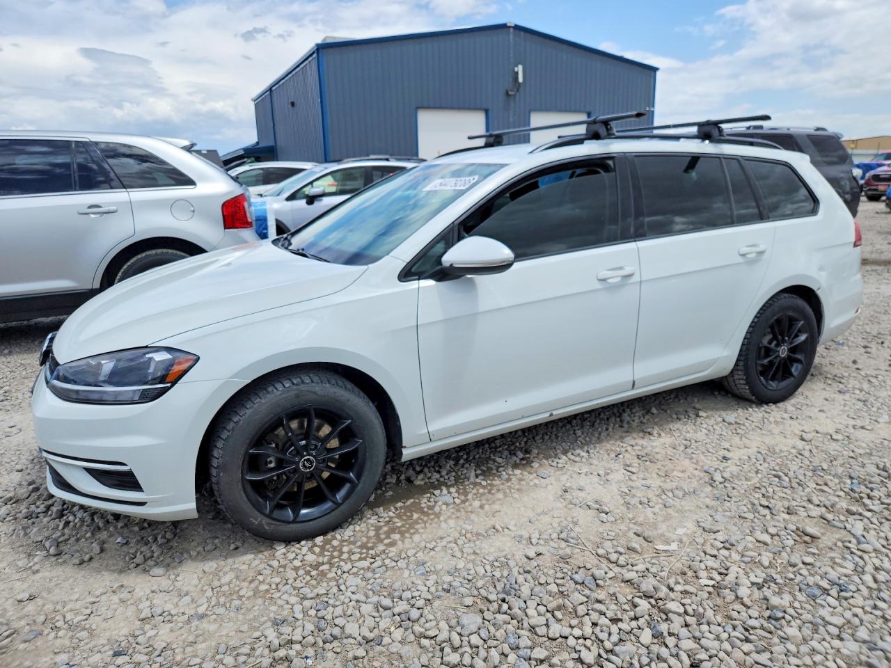 Salvage Volkswagen Golf Image