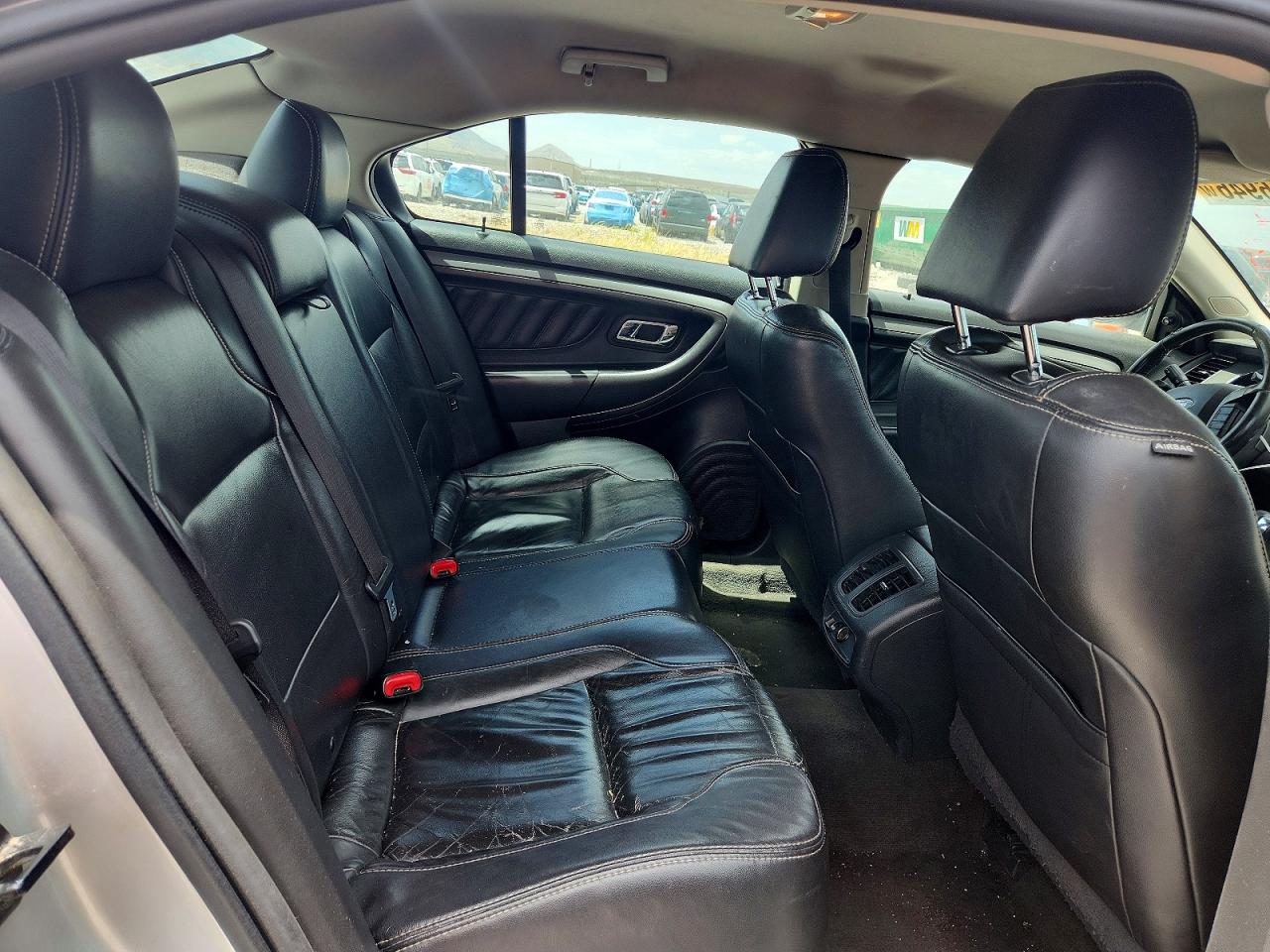 Ford Taurus Sel