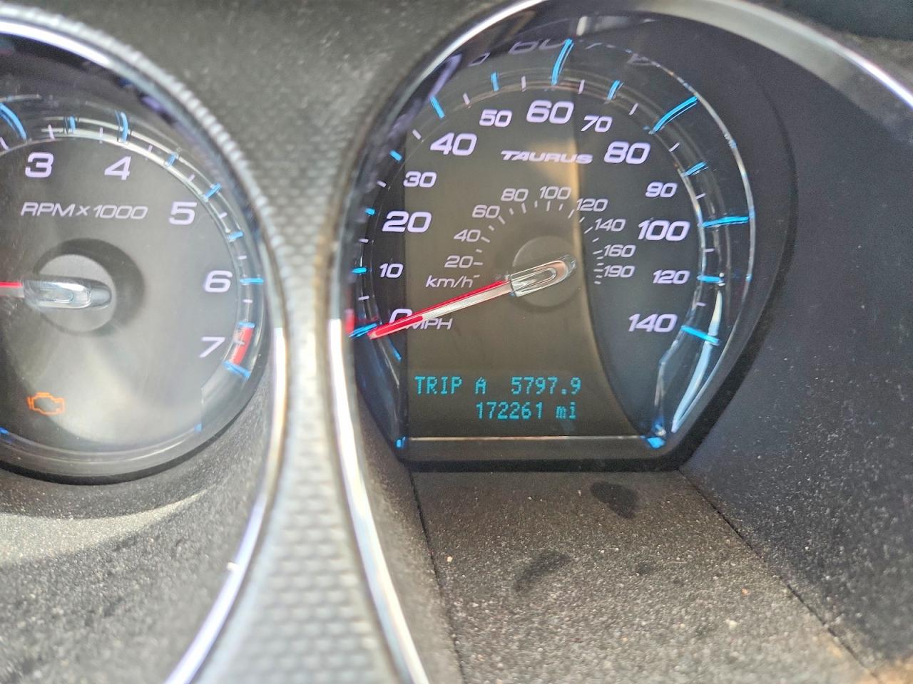 Ford Taurus Sel