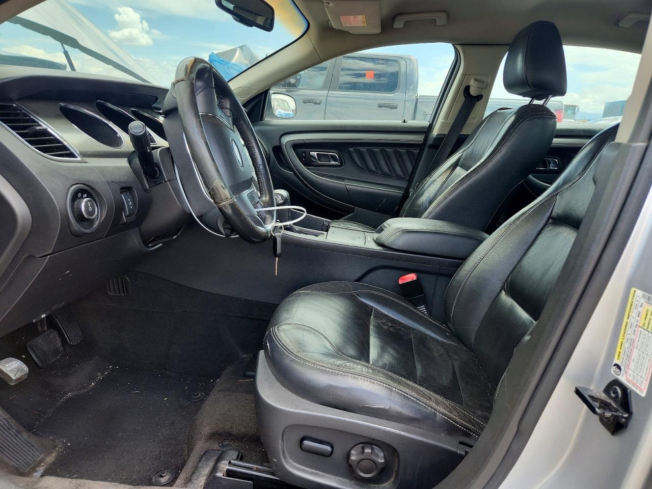 Ford Taurus Sel