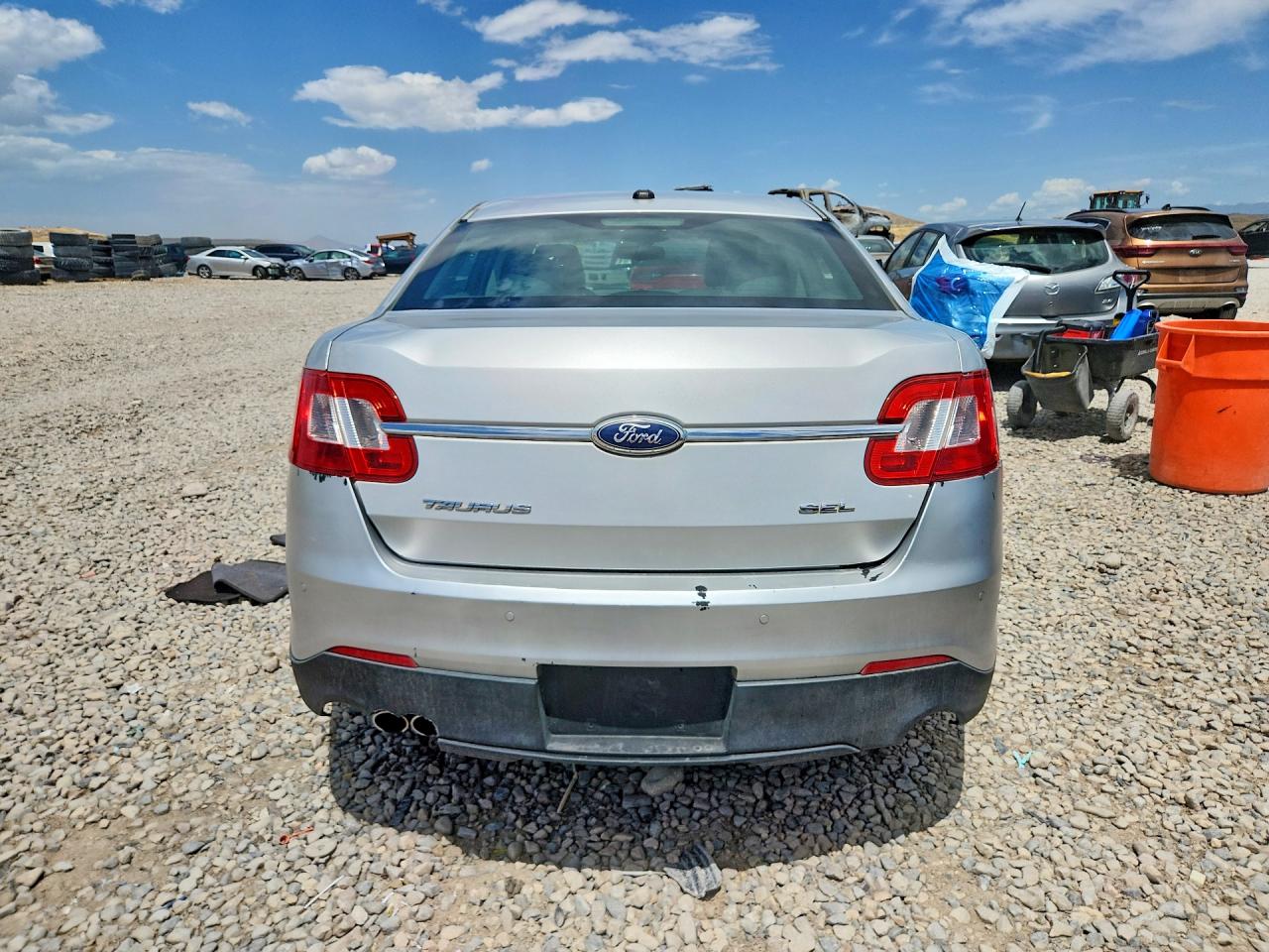 Ford Taurus Sel