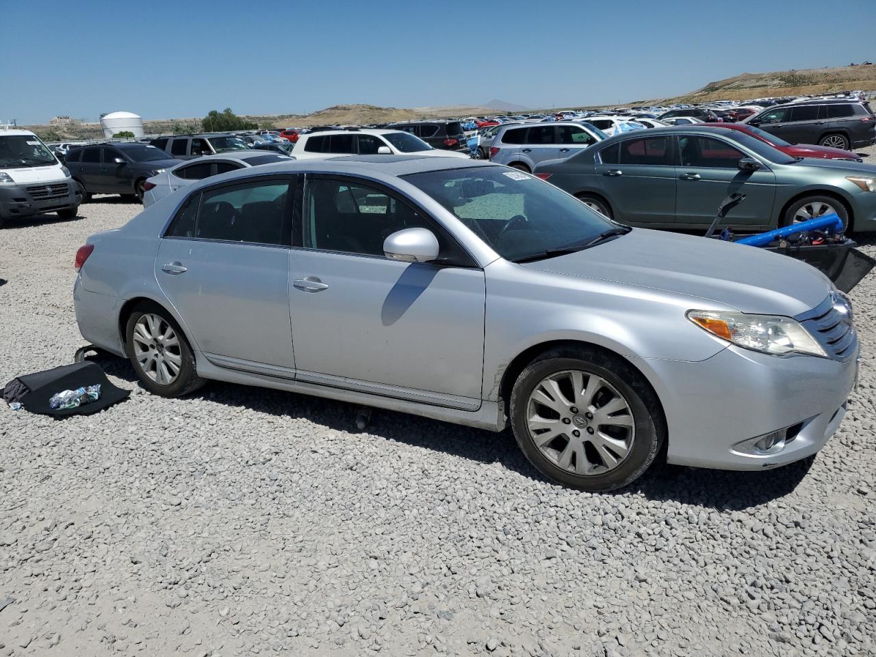 Toyota Avalon Base