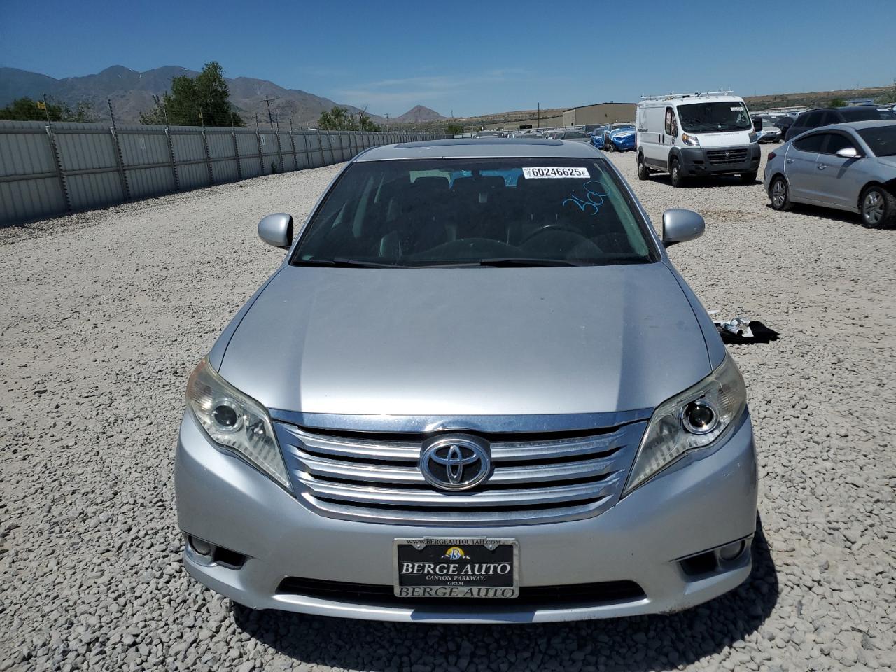 Toyota Avalon Base