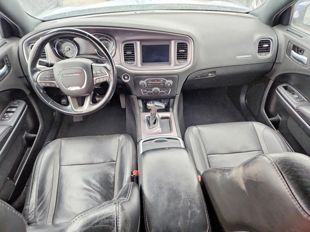 Dodge Charger Sxt