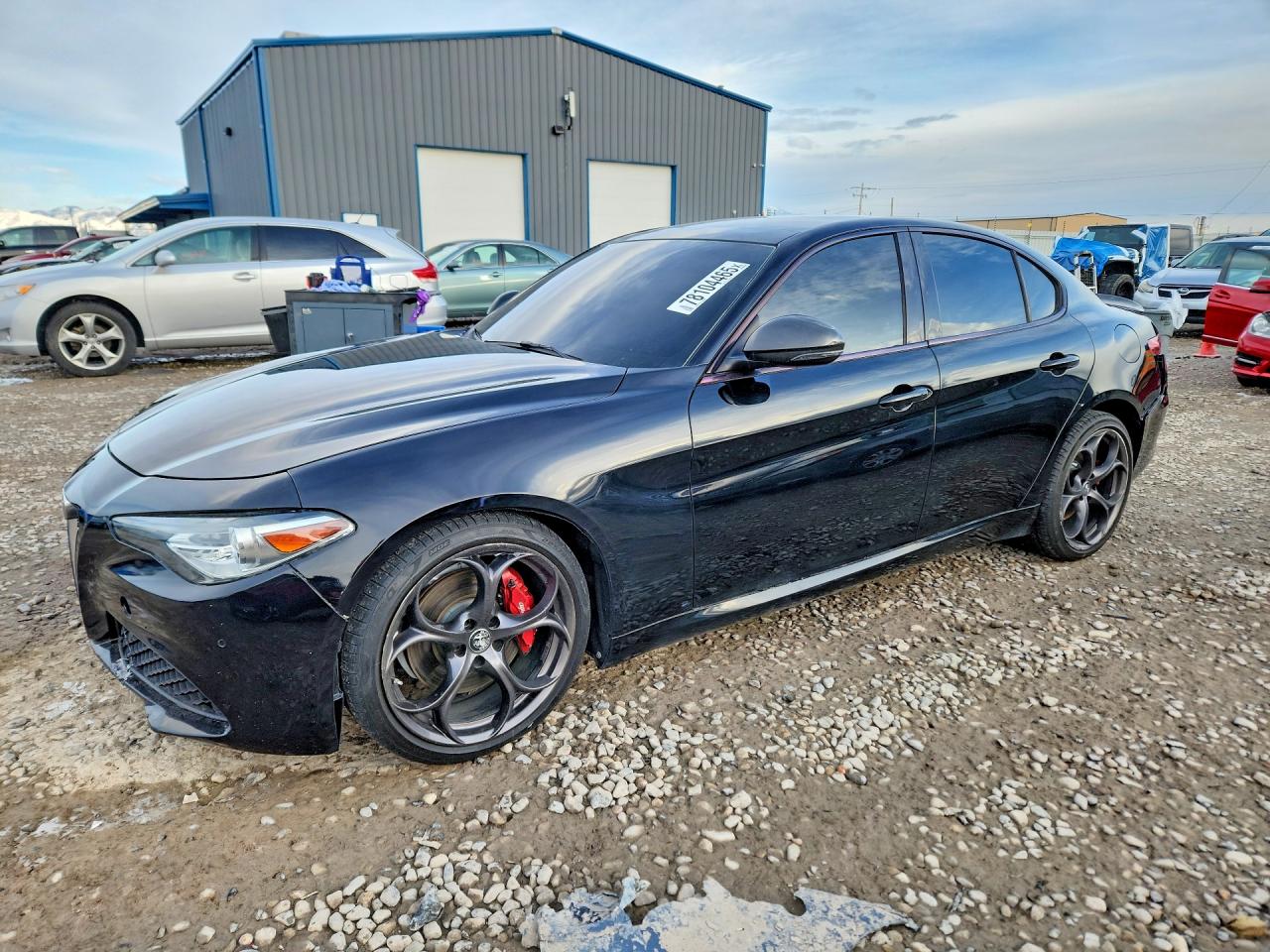 Salvage Alfa Romeo Giulia Image
