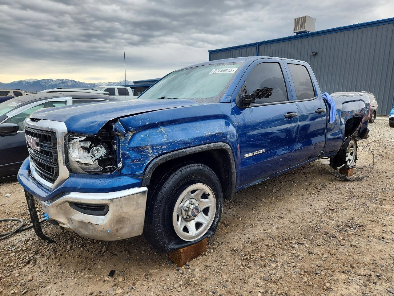 Salvage GMC Sierra C1 Image