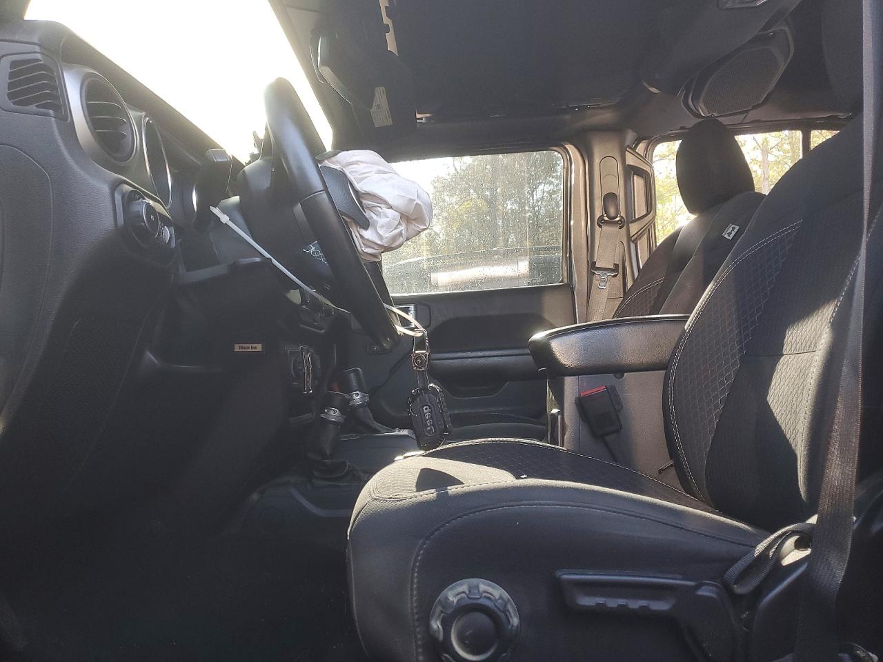 Jeep Wrangler Sport