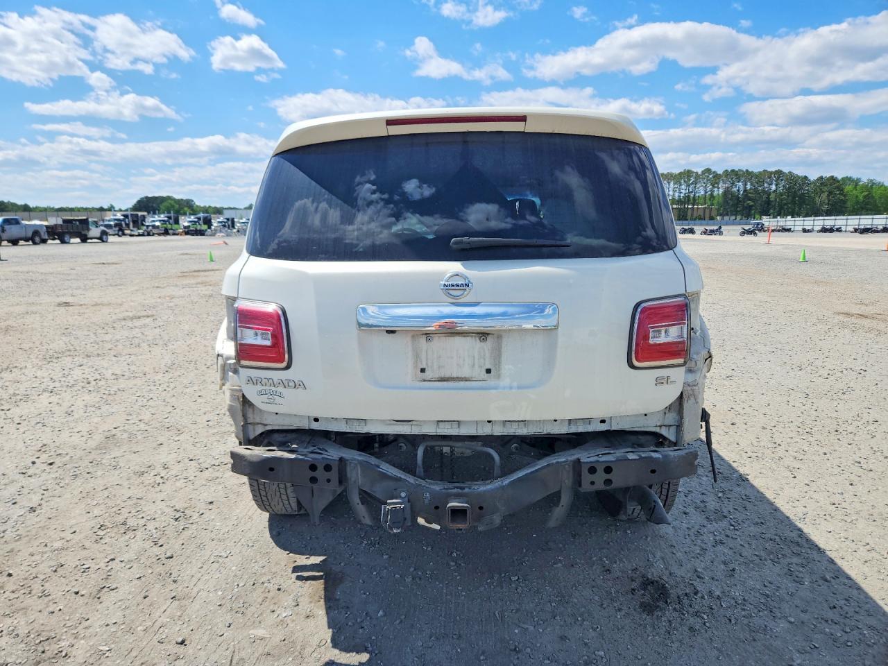 Nissan Armada Sl