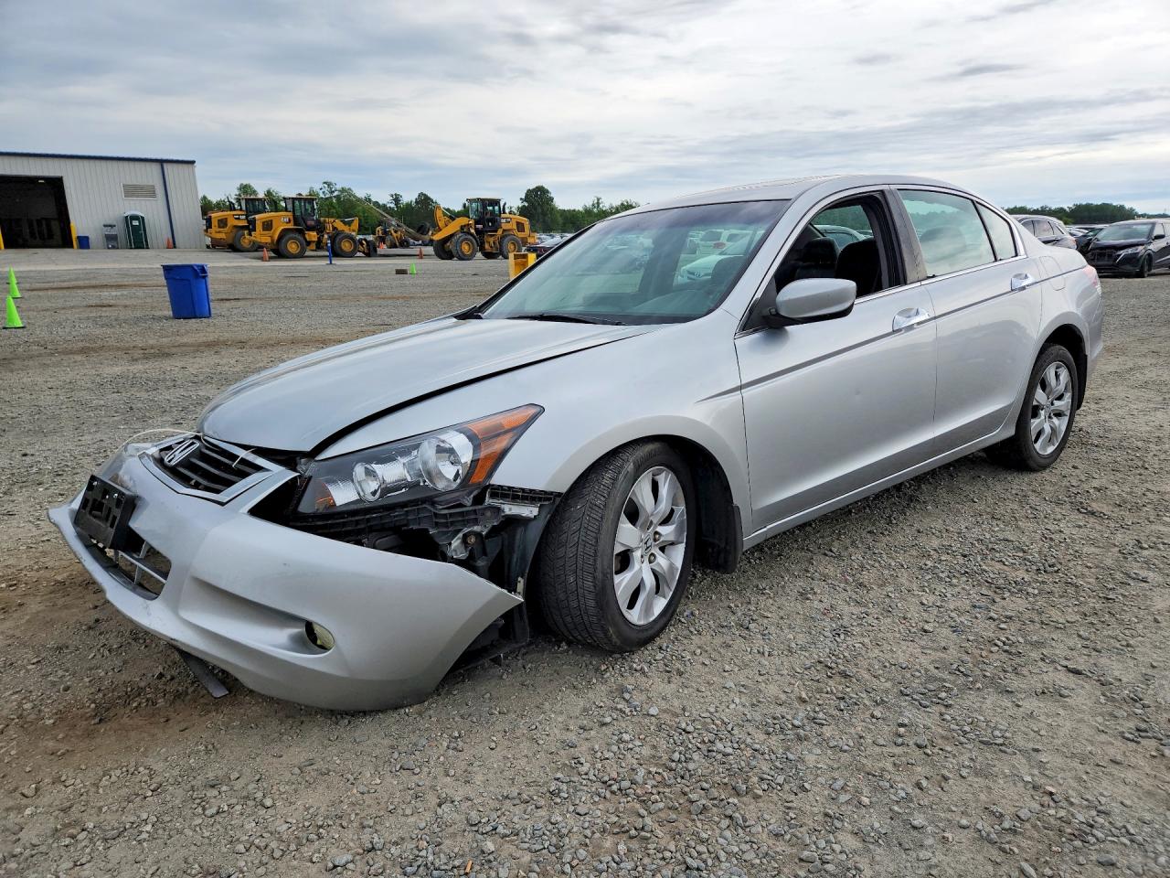 Salvage Honda Accord Image