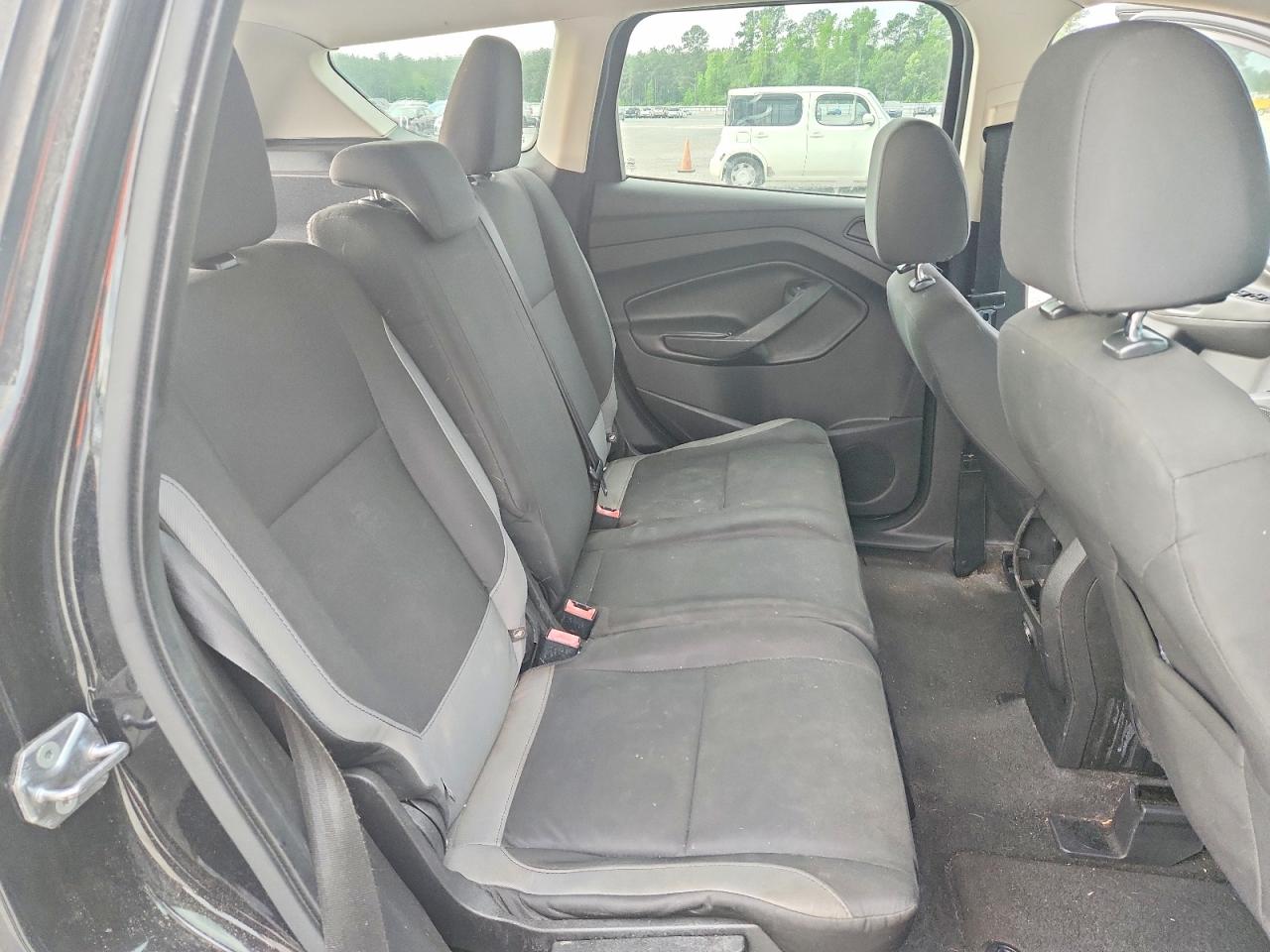 Ford Escape S