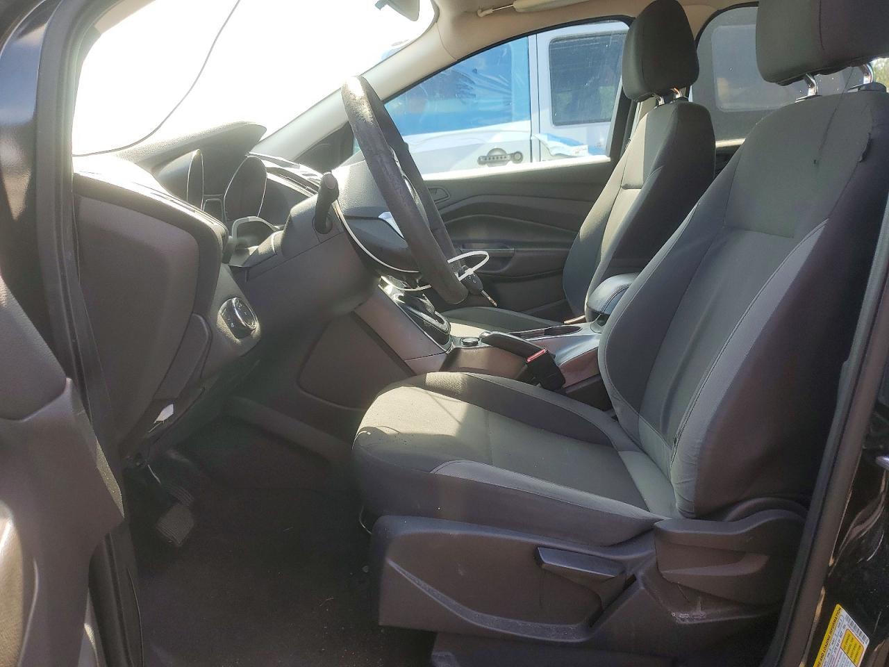 Ford Escape S