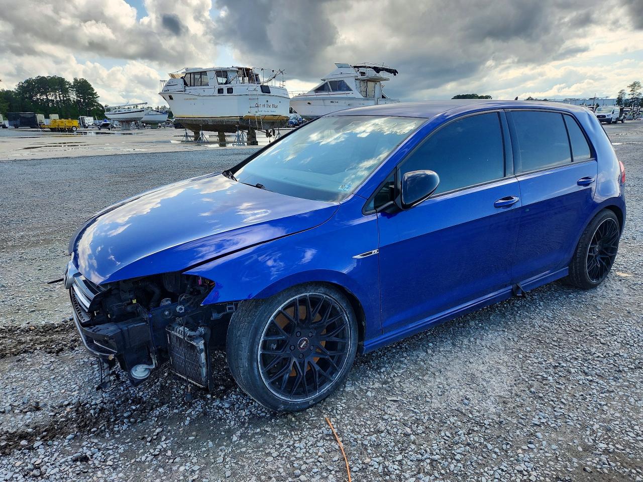 Salvage Volkswagen Golf Image