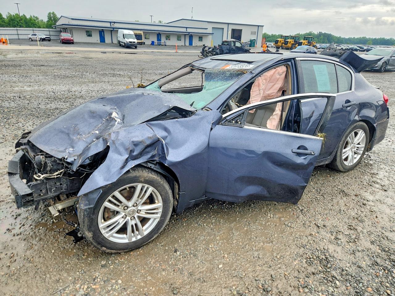 Salvage INFINITI G37 Image