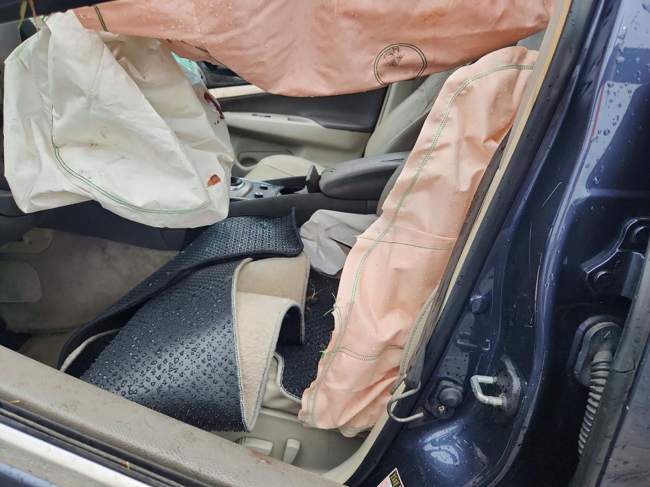 INFINITI G37 Journey