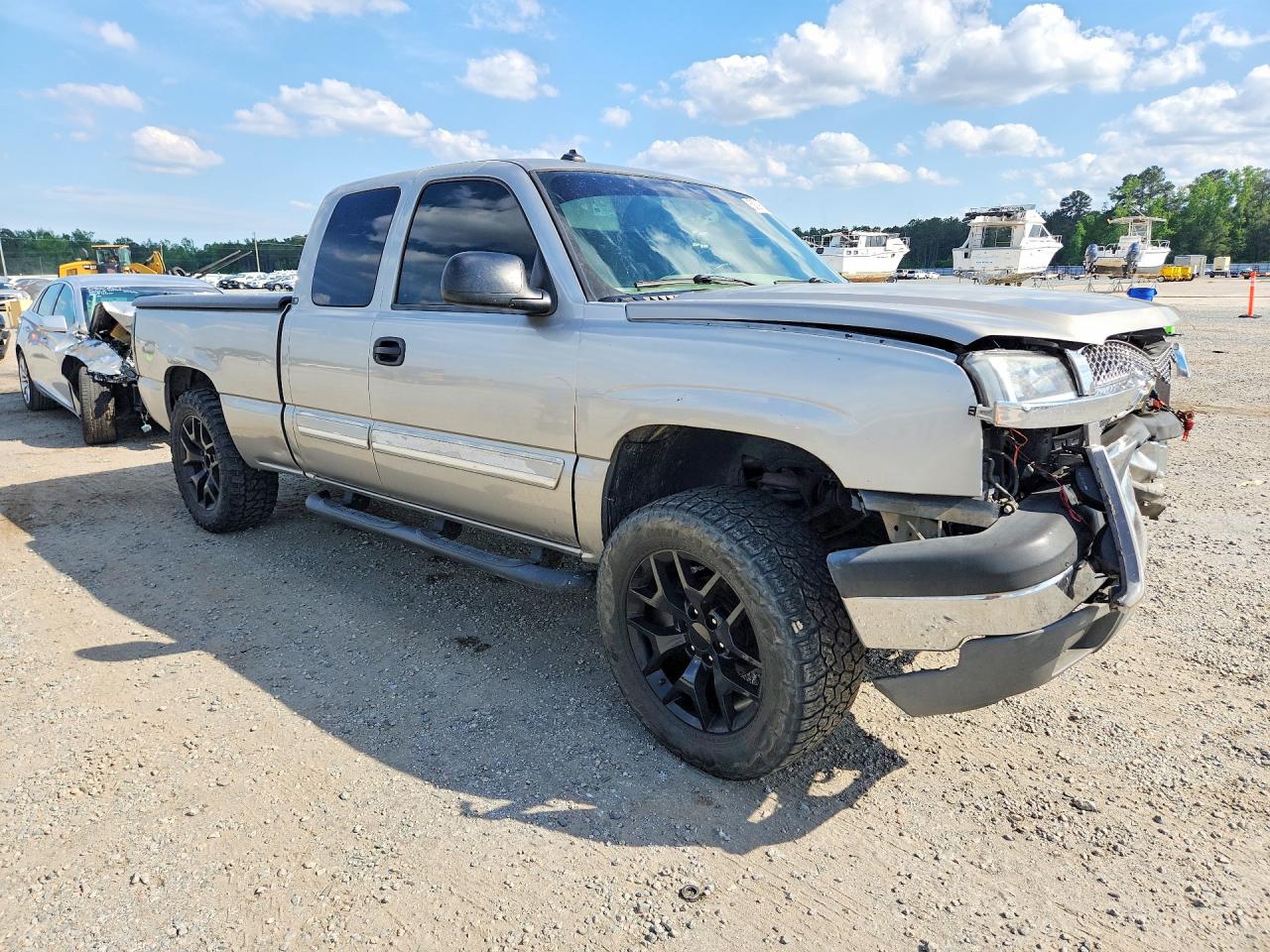 Chevrolet Silverado C1500
