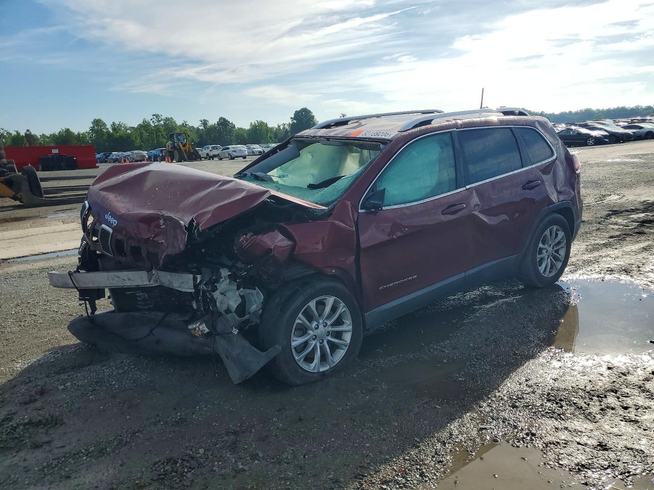 Salvage Jeep Grand Cherokee Image