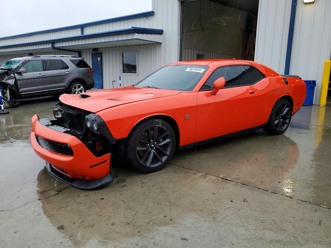 Salvage Dodge Challenger Image