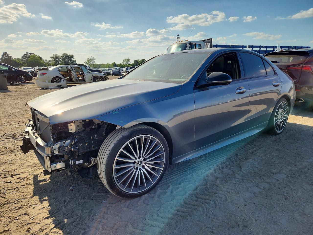 Salvage Mercedes-Benz 260-Class Image