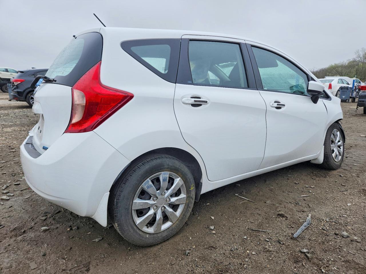 Nissan Versa S Plus