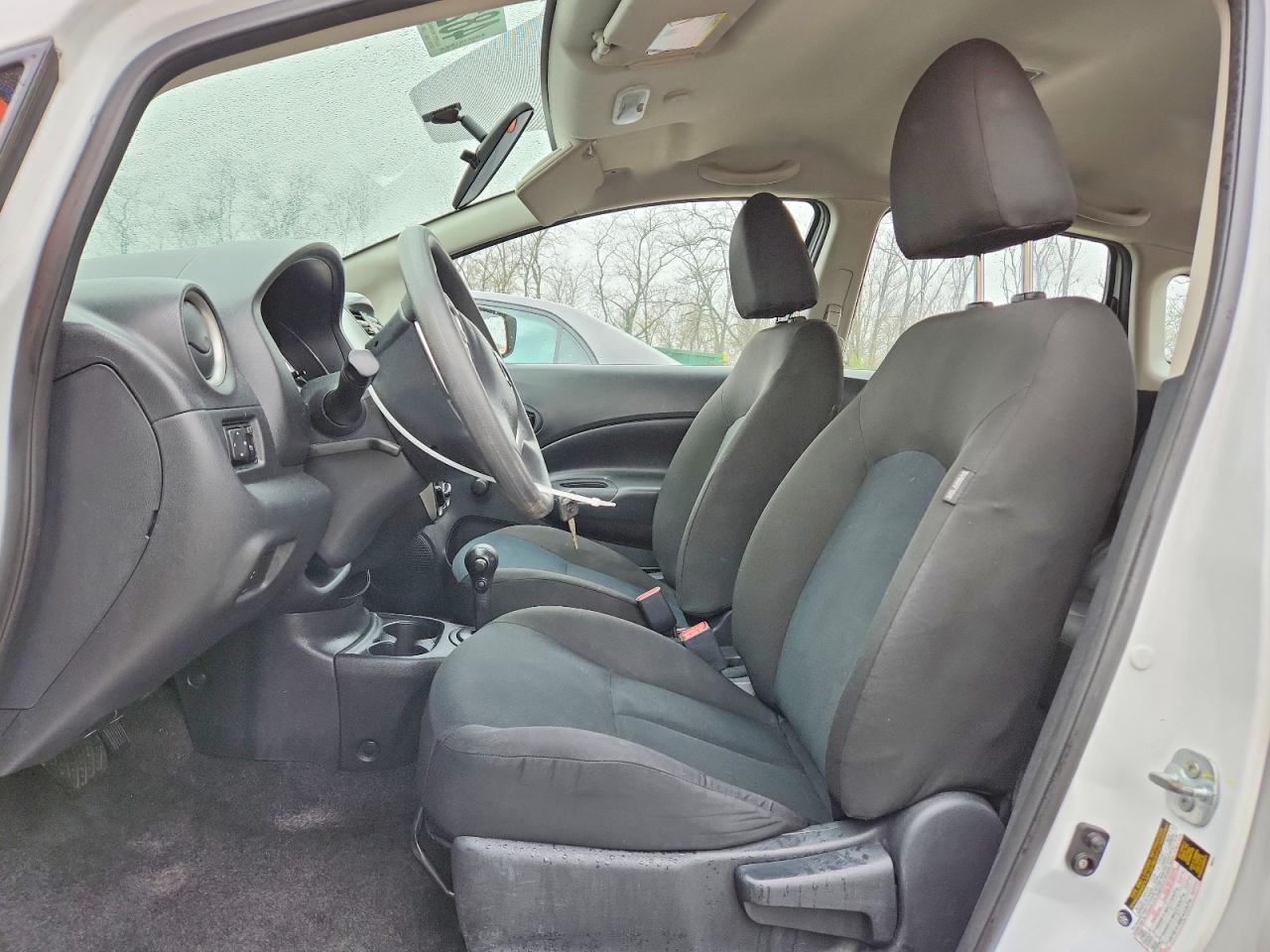 Nissan Versa S Plus