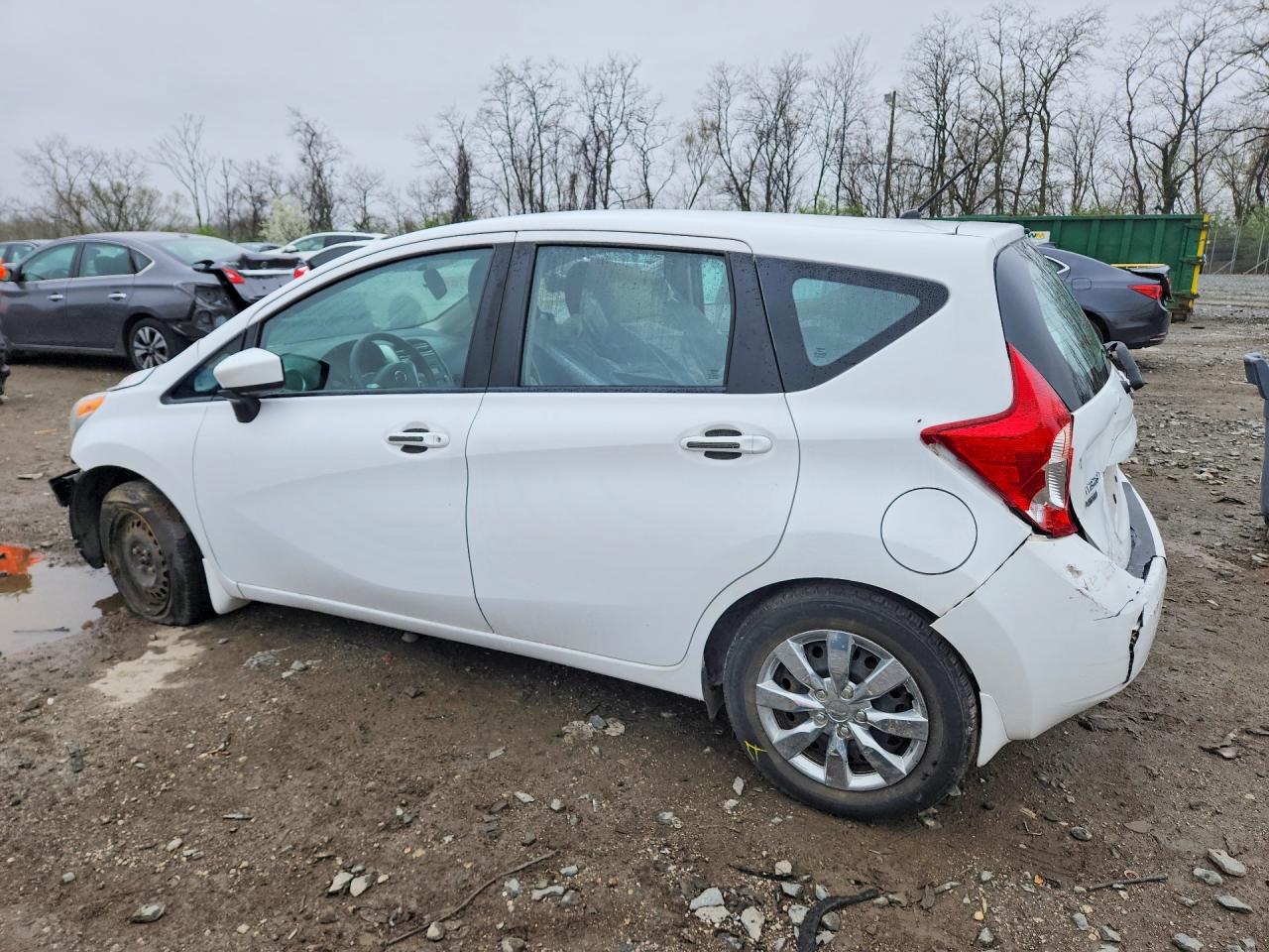 Nissan Versa S Plus