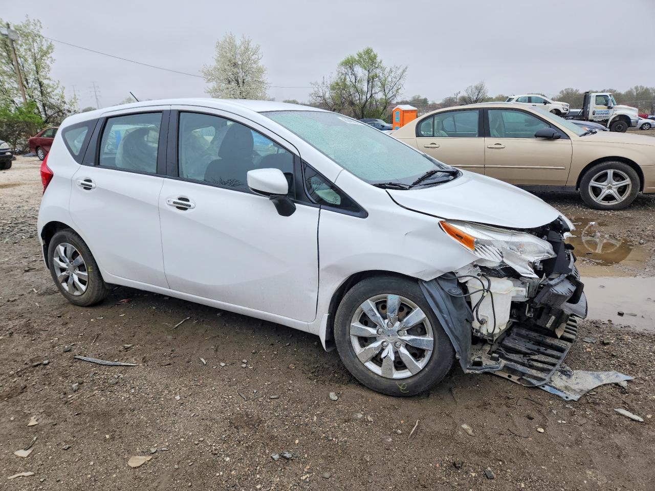 Nissan Versa S Plus