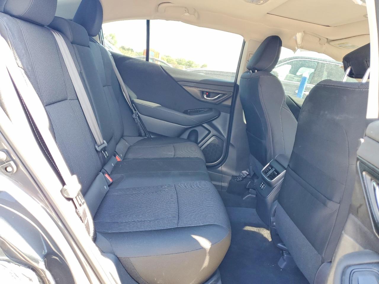 Subaru Legacy Premium