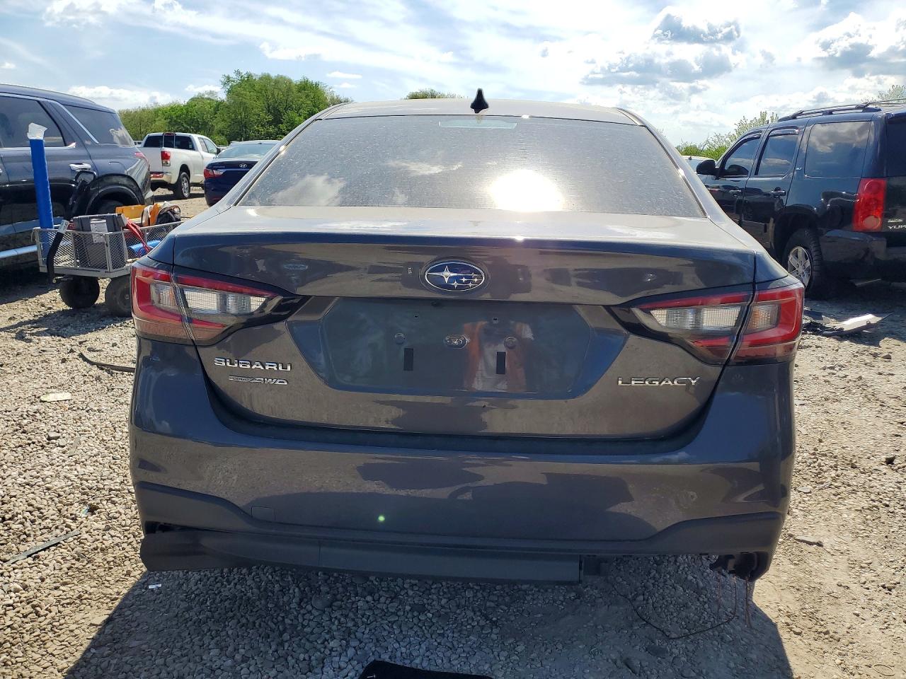 Subaru Legacy Premium