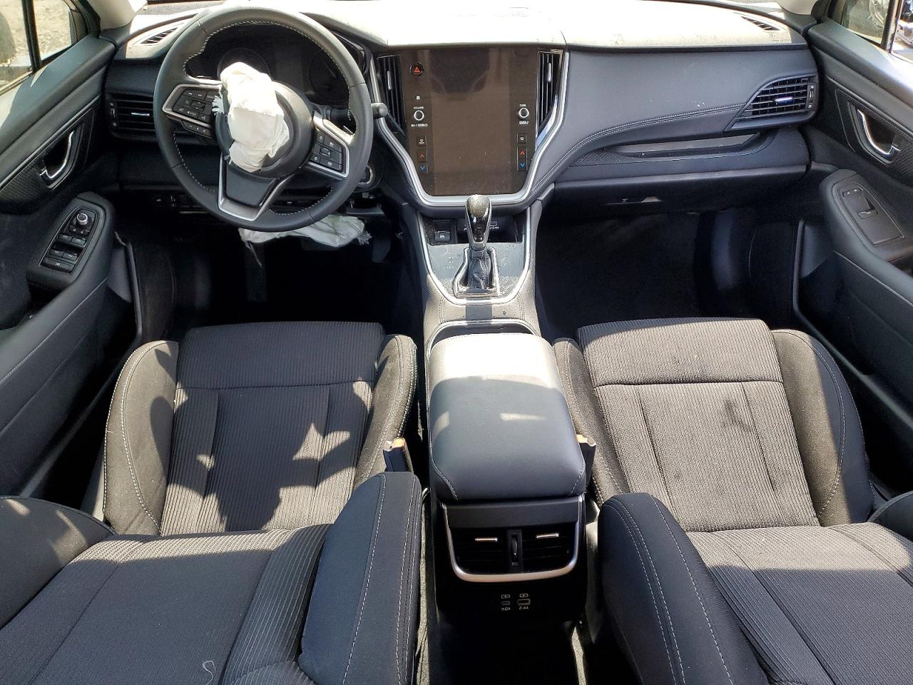 Subaru Legacy Premium