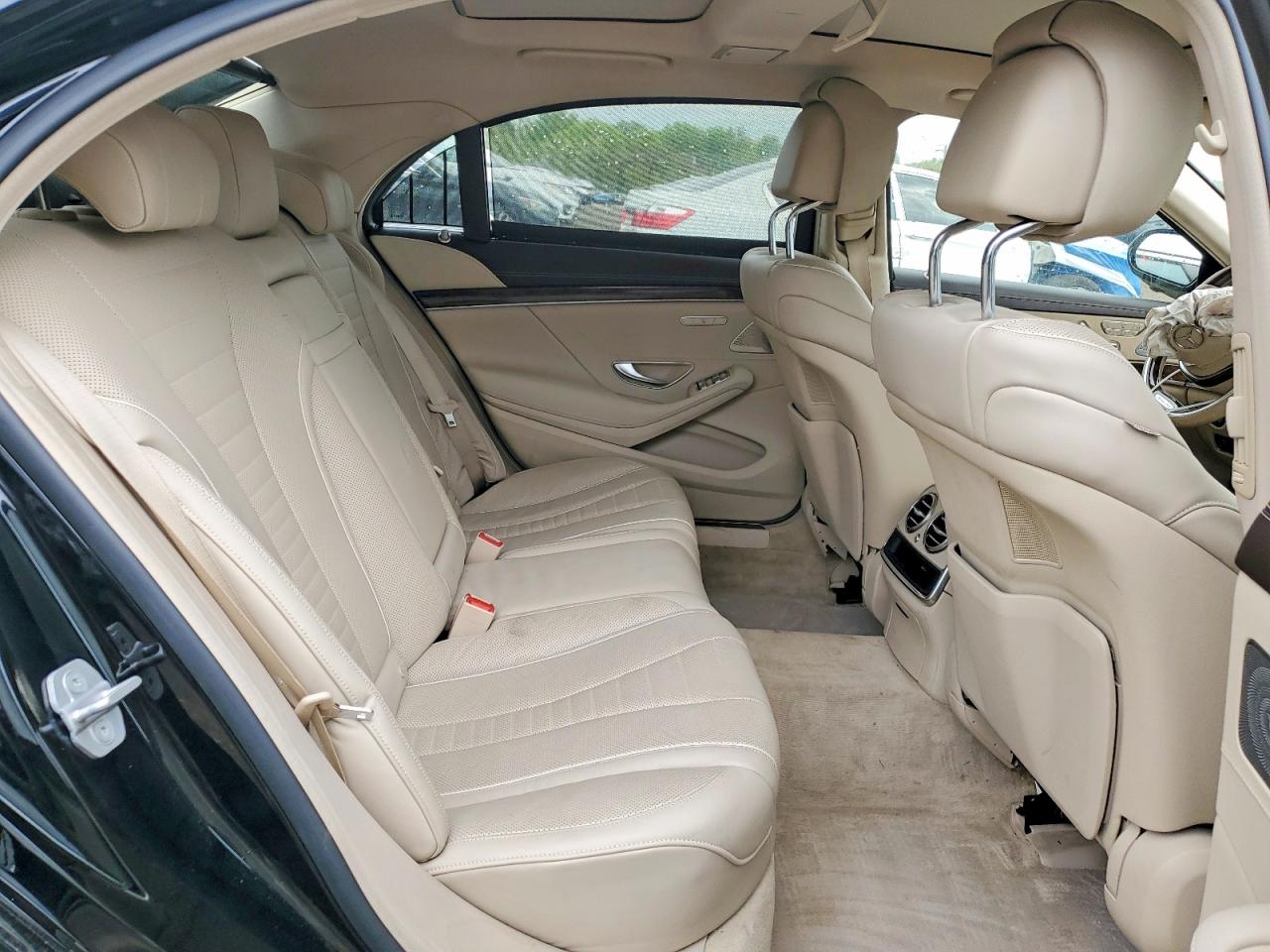 Mercedes-Benz S-Class 550 4matic