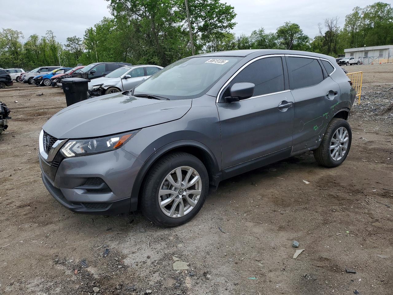 Salvage Nissan Rogue Image