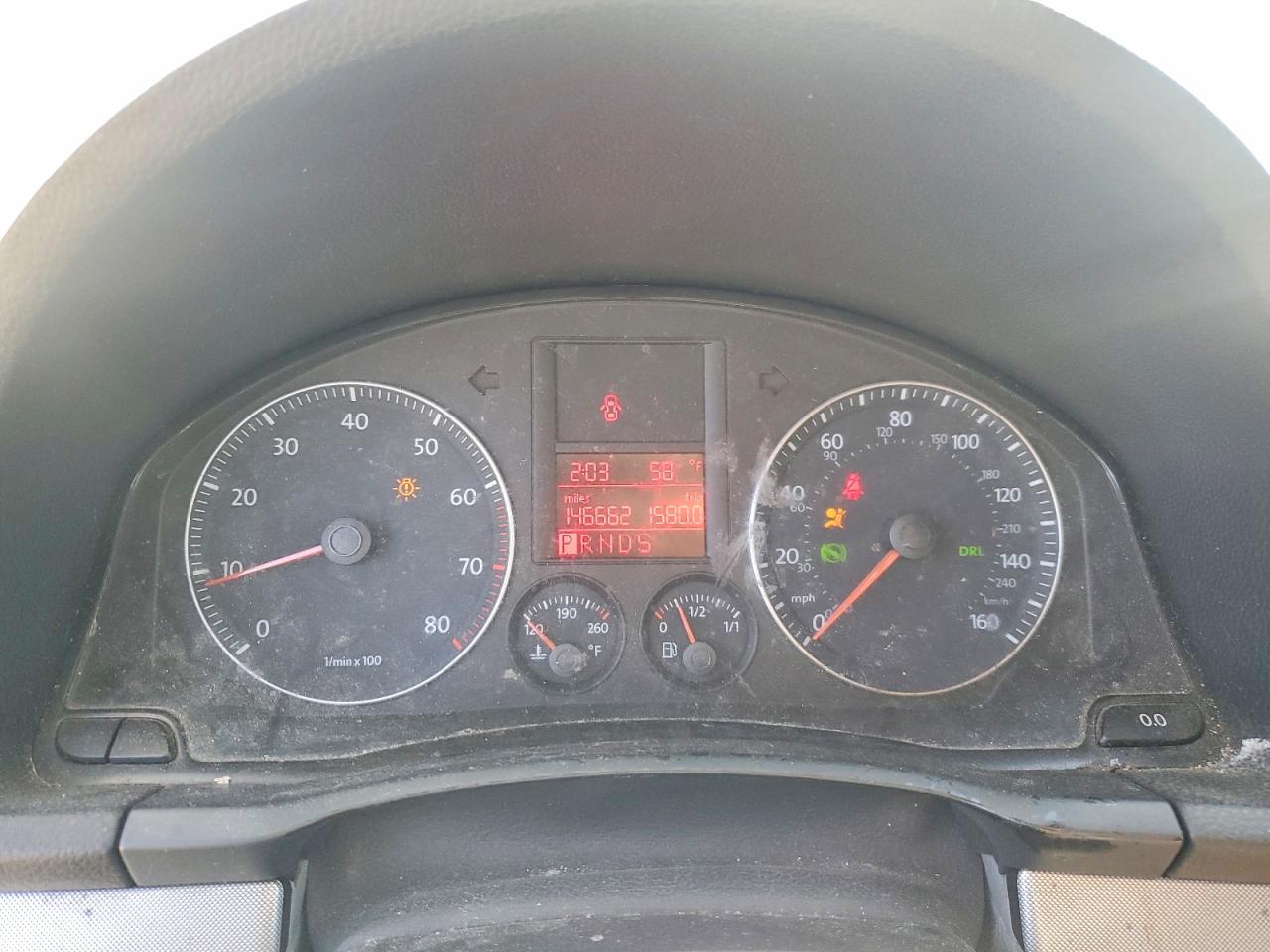 Volkswagen Jetta S
