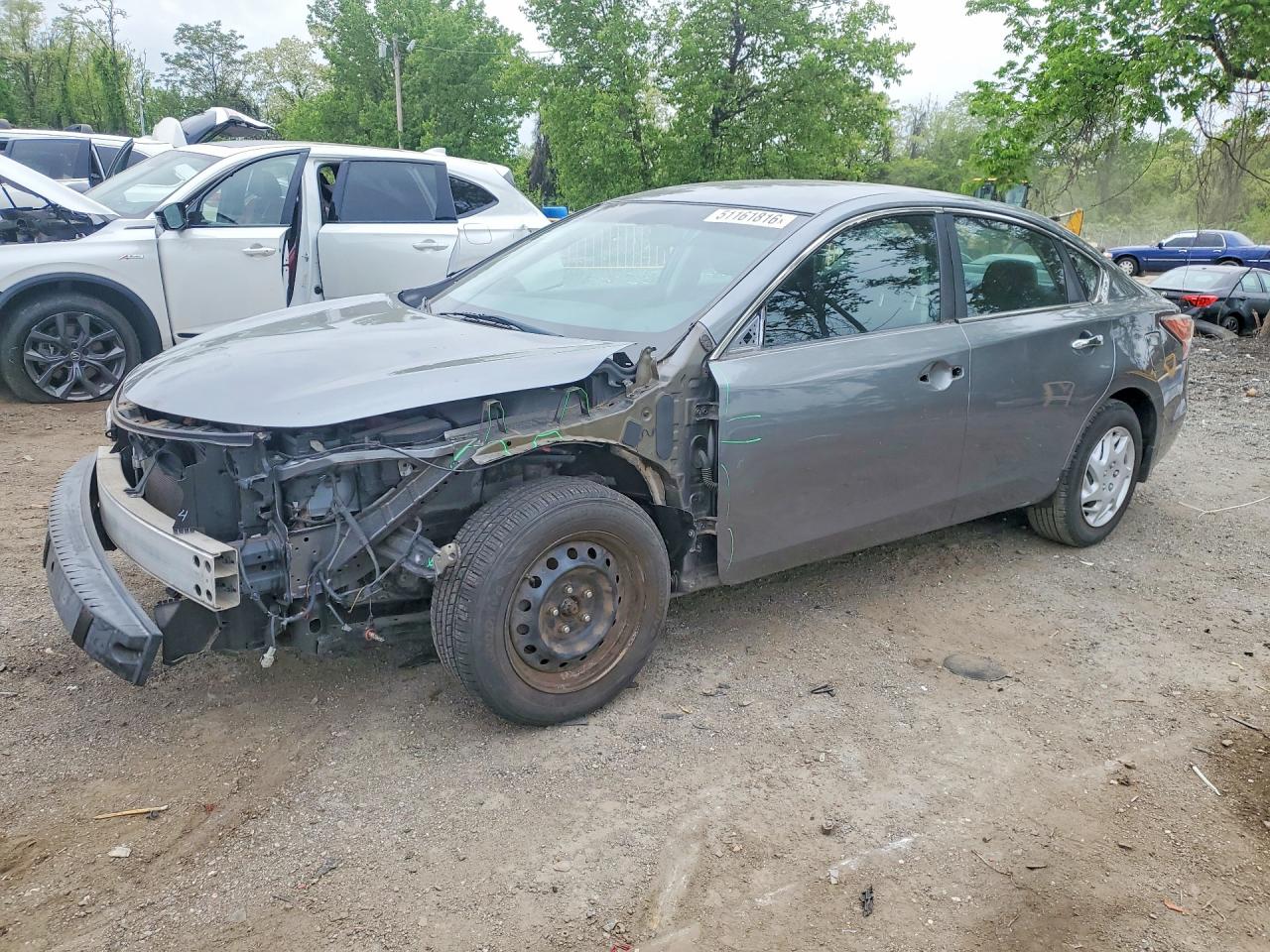 Salvage Nissan Altima Image