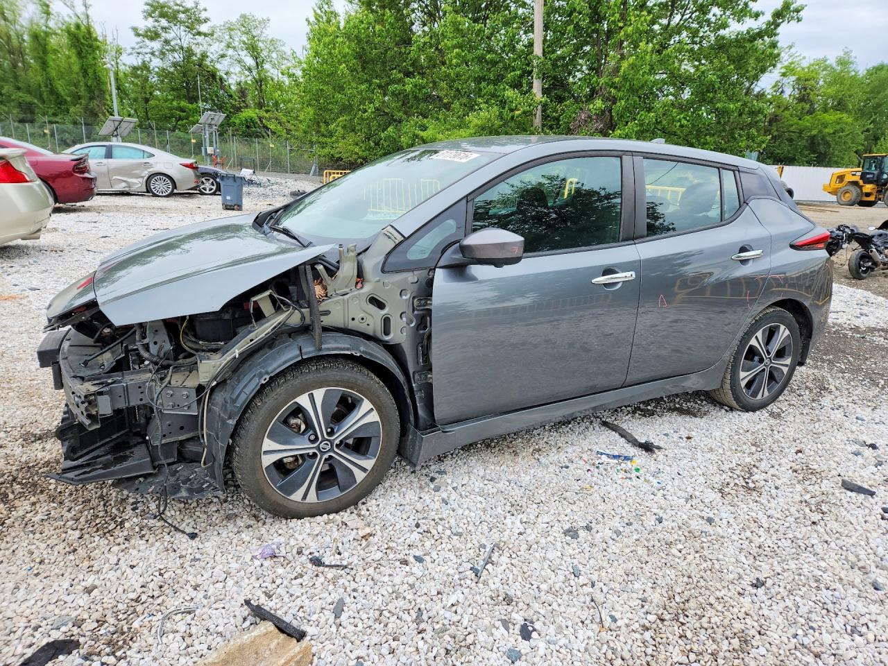 Salvage Nissan LEAF Image
