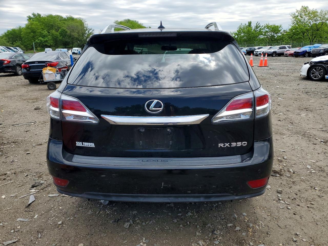 Lexus RX Base
