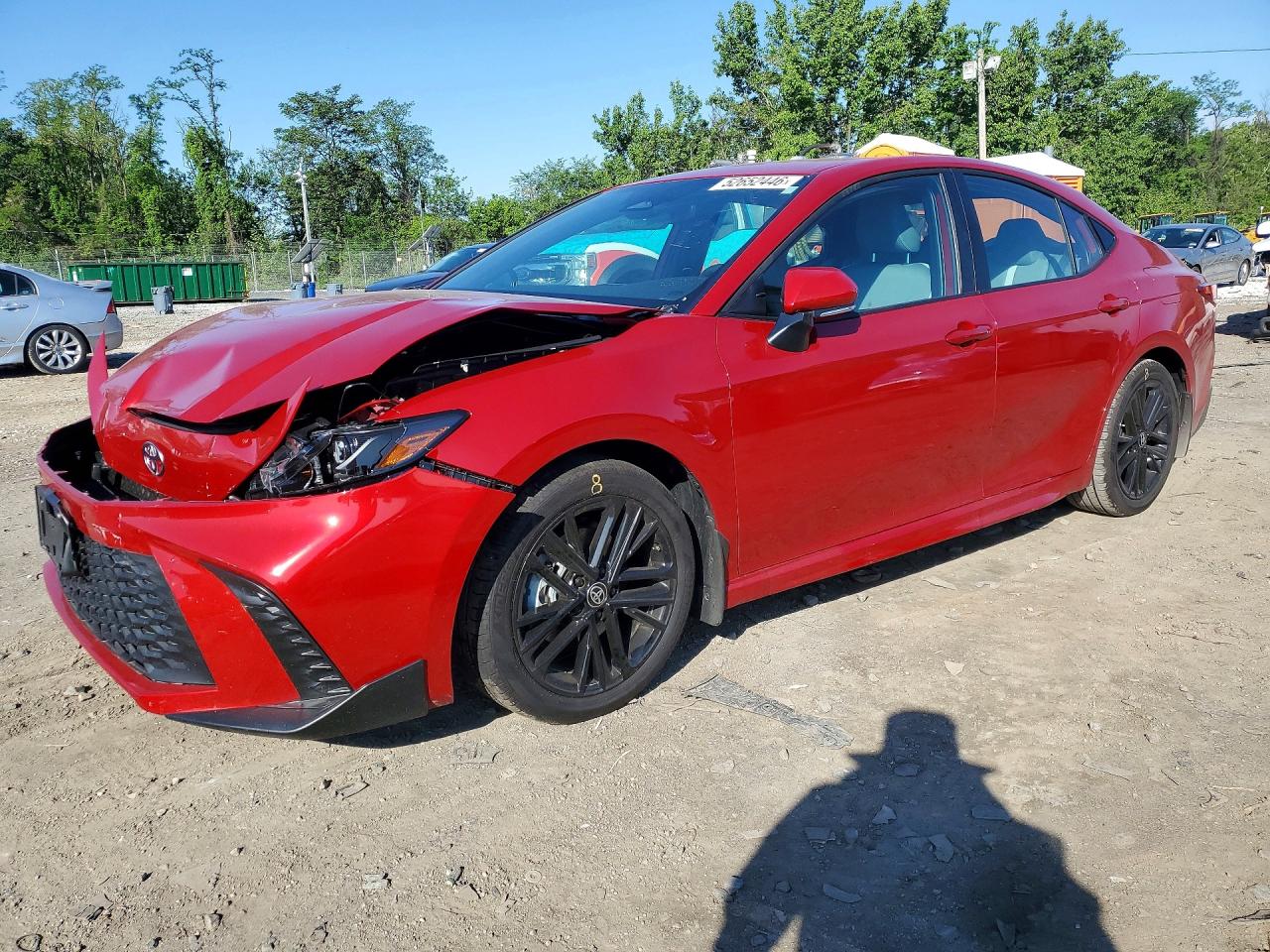Salvage Toyota Camry Image