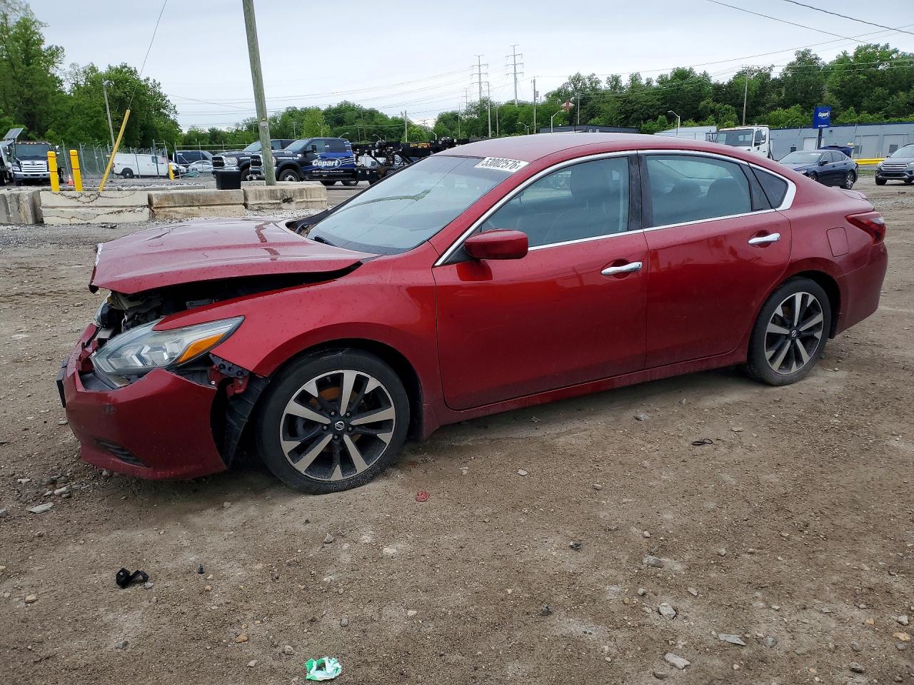 Salvage Nissan Altima Image