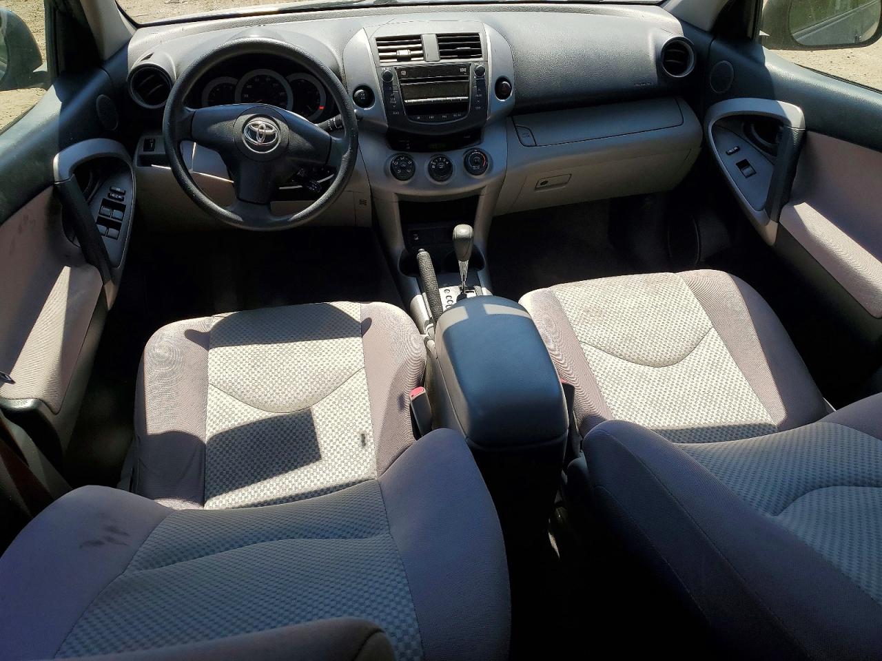 Toyota RAV4 Base