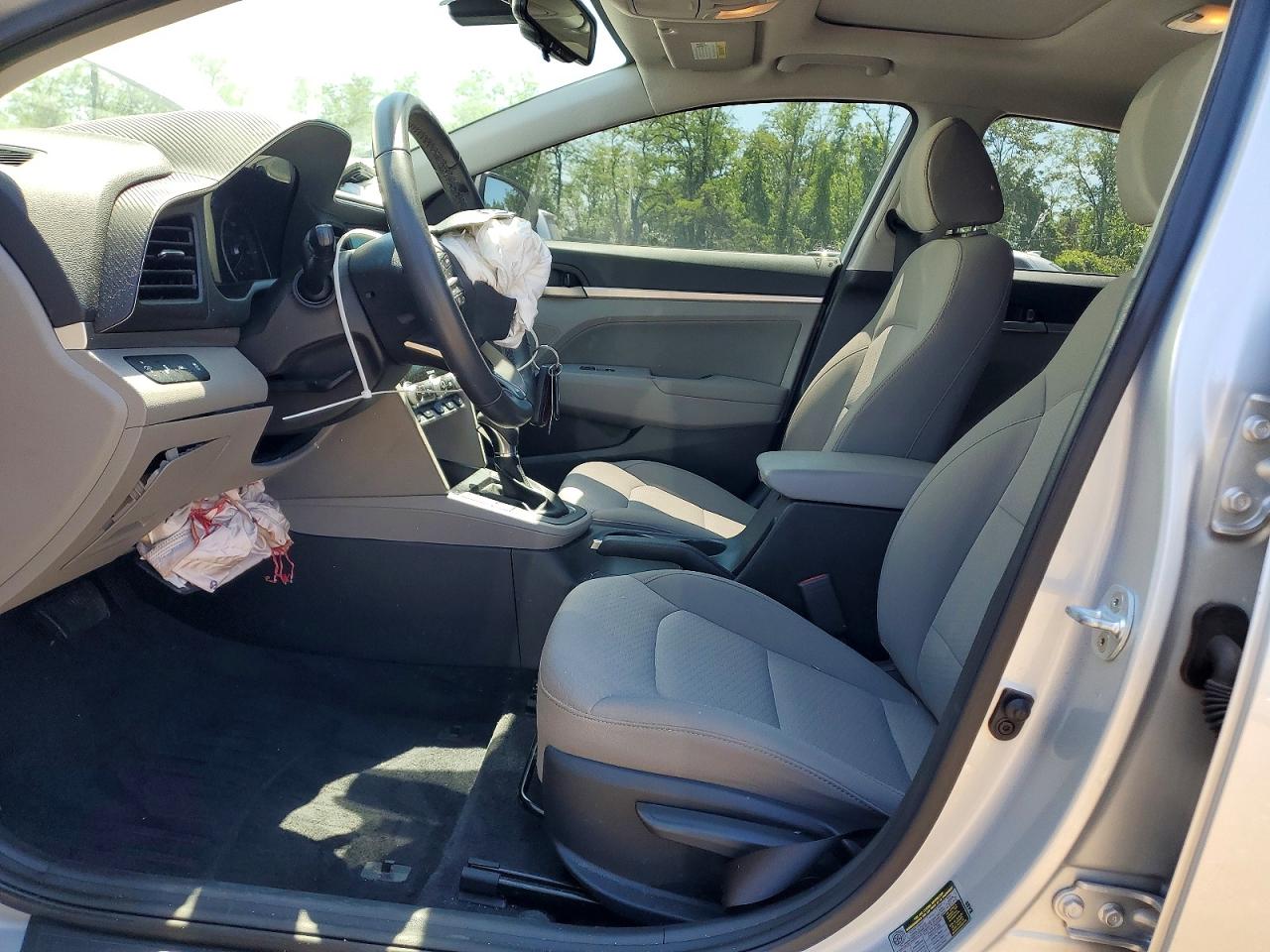 Hyundai ELANTRA Value Edition