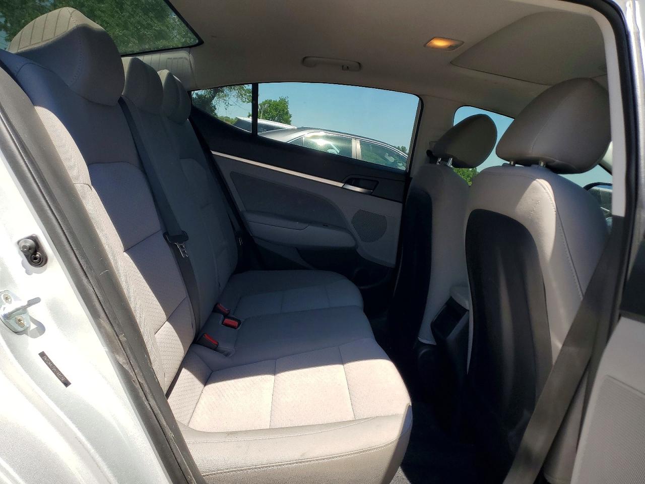 Hyundai ELANTRA Value Edition
