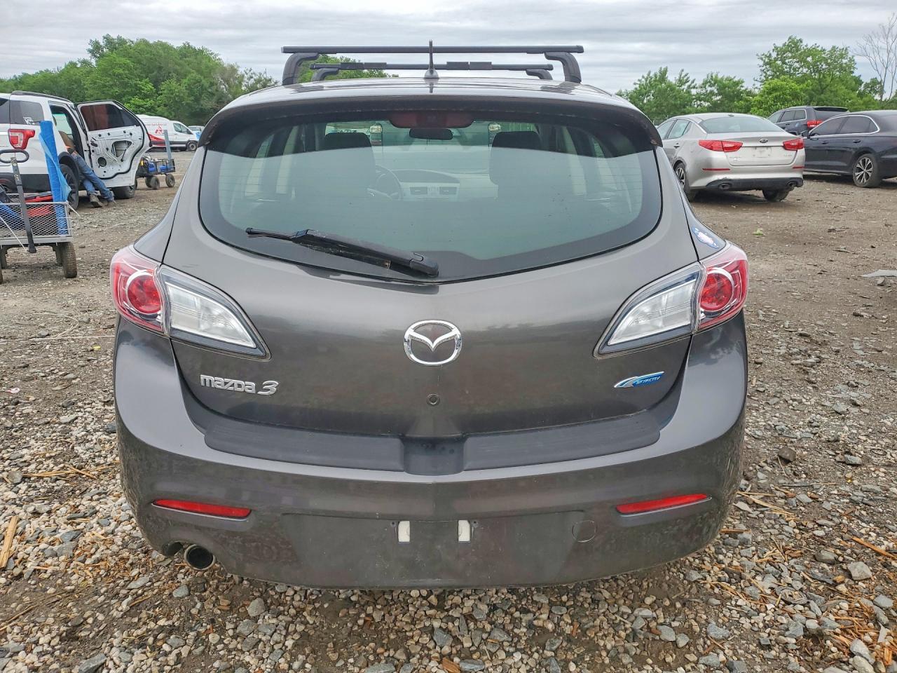 Mazda 3 I