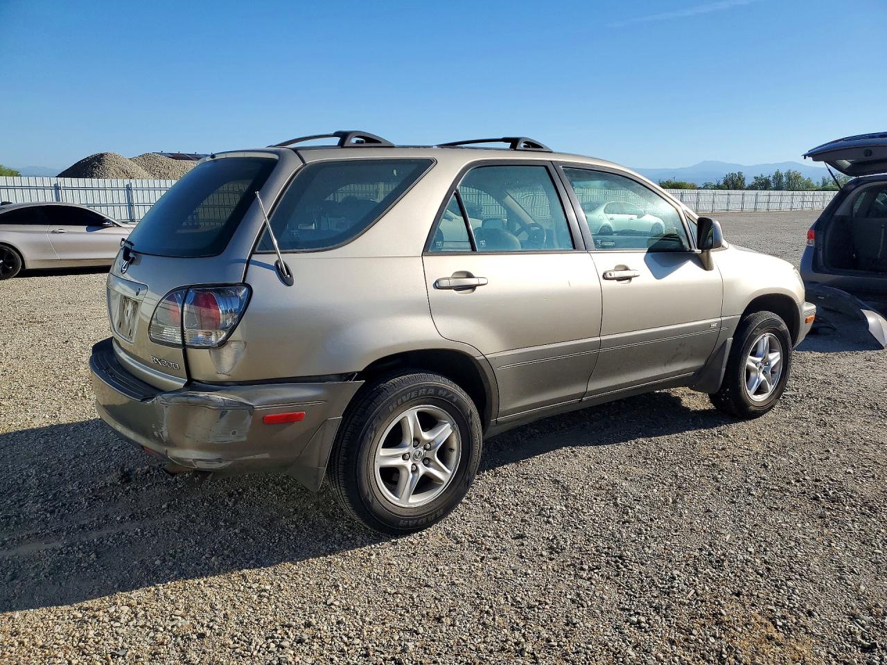 Lexus RX Base